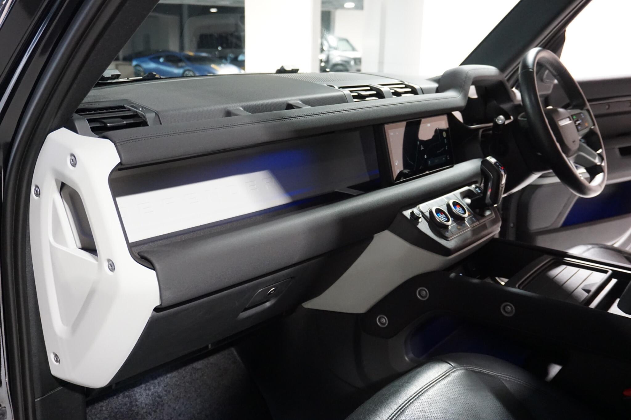 Land Rover Defender 110 2.0 P400e 15.4kWh XS Edition SUV 5dr Petrol Plug-in Hybrid Auto 4WD Euro 6 (s/s) (404 ps)